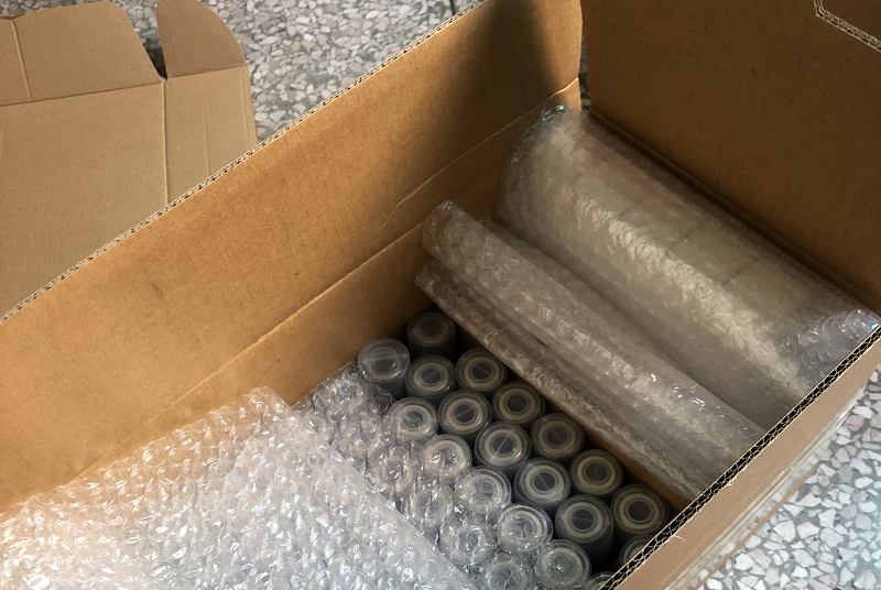 6000zzと684の完全なセラミックベアリングは今日カナダに出荷されました！