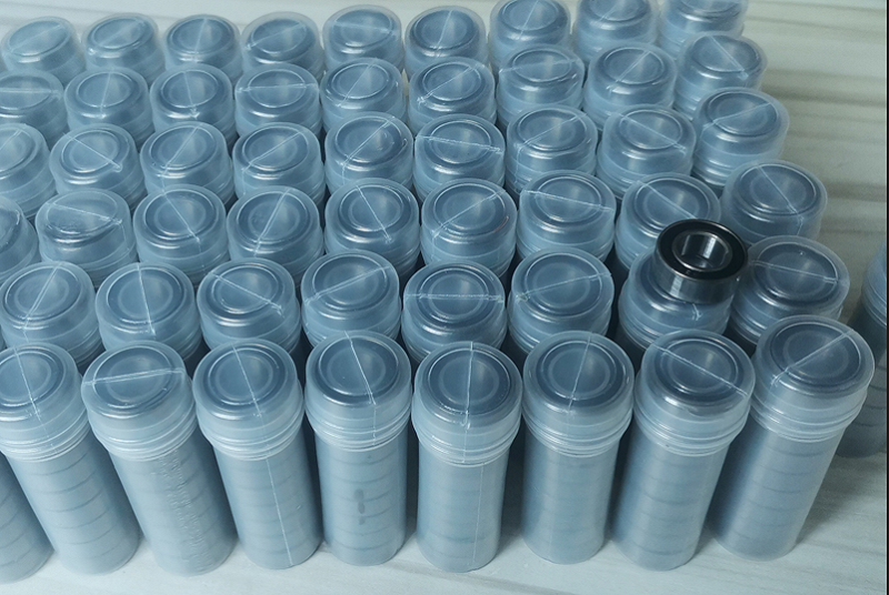 550 PCS 63800-2RSはカナダに出荷する準備ができています